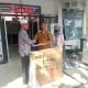 Lansia di Kelurahan Kotasiantar Dapat Bantuan Alat Bantu Berjalan dari Dinas Sosial Madina.