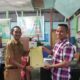 Lurah Kotasiantar Menyerahkan SK Kepala Lingkungan