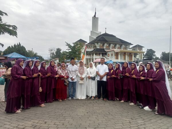 Majelis Taklim Ijtihadul Ummuhat Kelurahan Kotasiantar Raih Juara 3 dalam Lomba Nasyid pada Event Jambore Majelis Taklim II Kabupaten Mandailing Natal